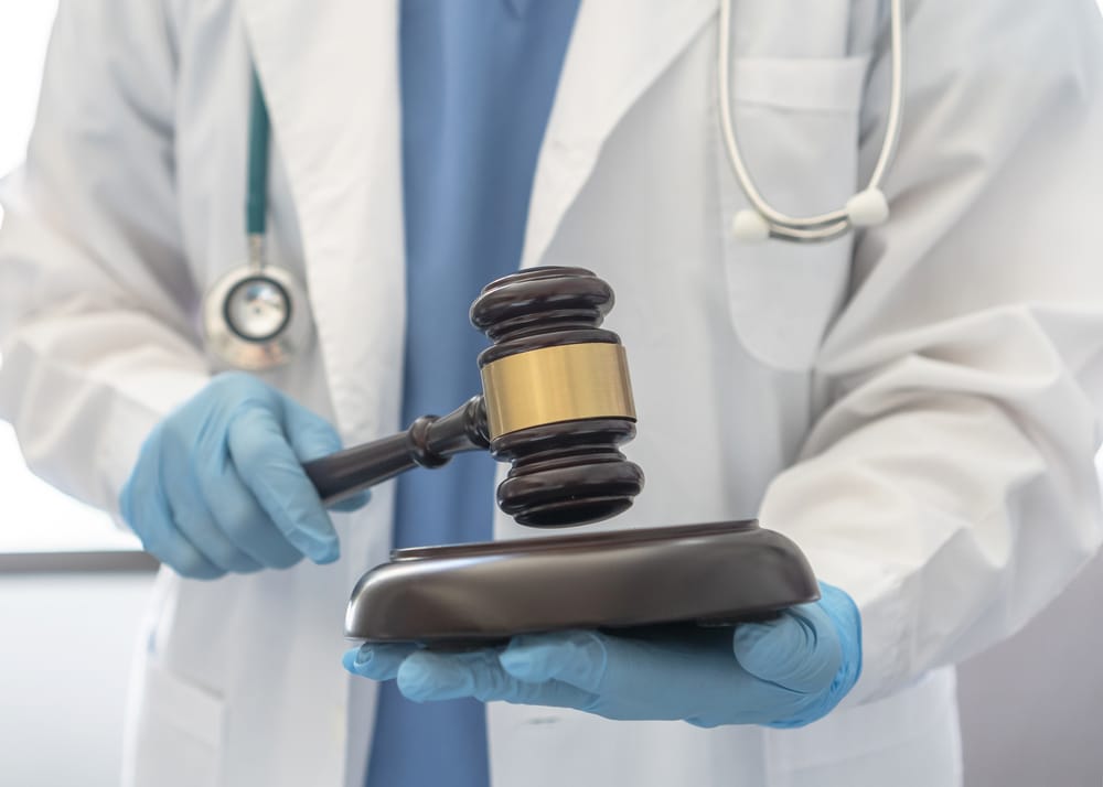 Should I Get a Lawyer for a Medical Malpractice Claim?